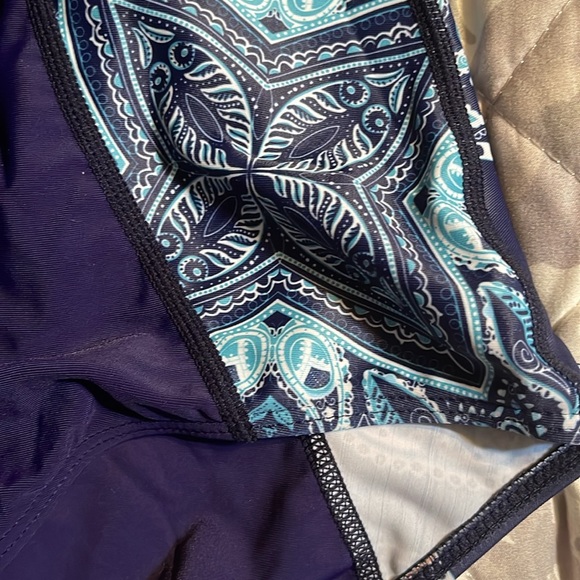 NWOT l/s one piece swimsuit M - Picture 3 of 6
